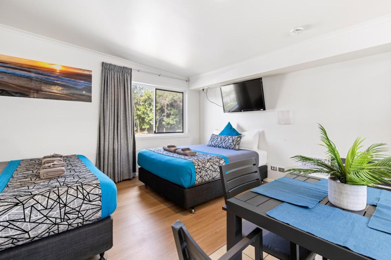 Surf Beach Motel Coffs Кофс-Харбор Экстерьер фото
