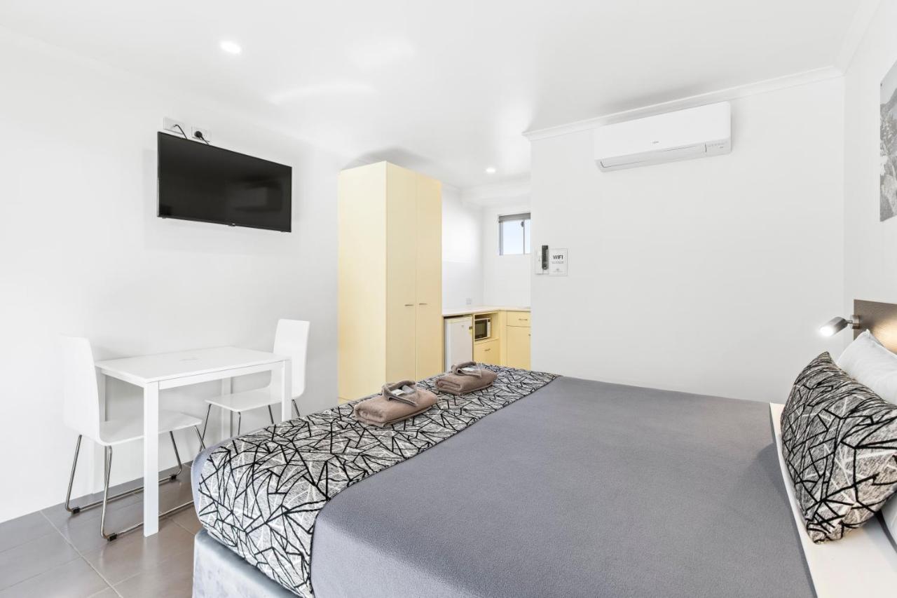 Surf Beach Motel Coffs Кофс-Харбор Экстерьер фото
