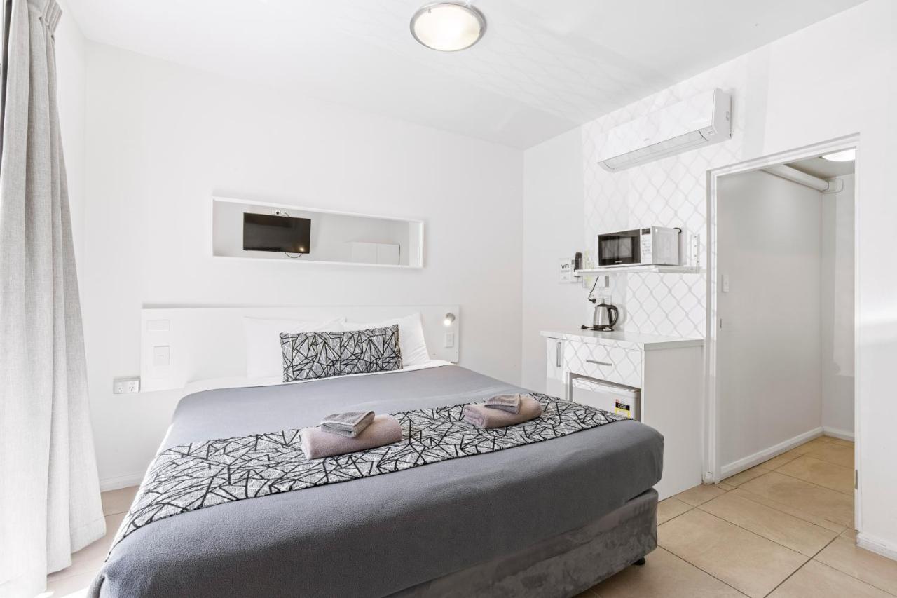 Surf Beach Motel Coffs Кофс-Харбор Экстерьер фото