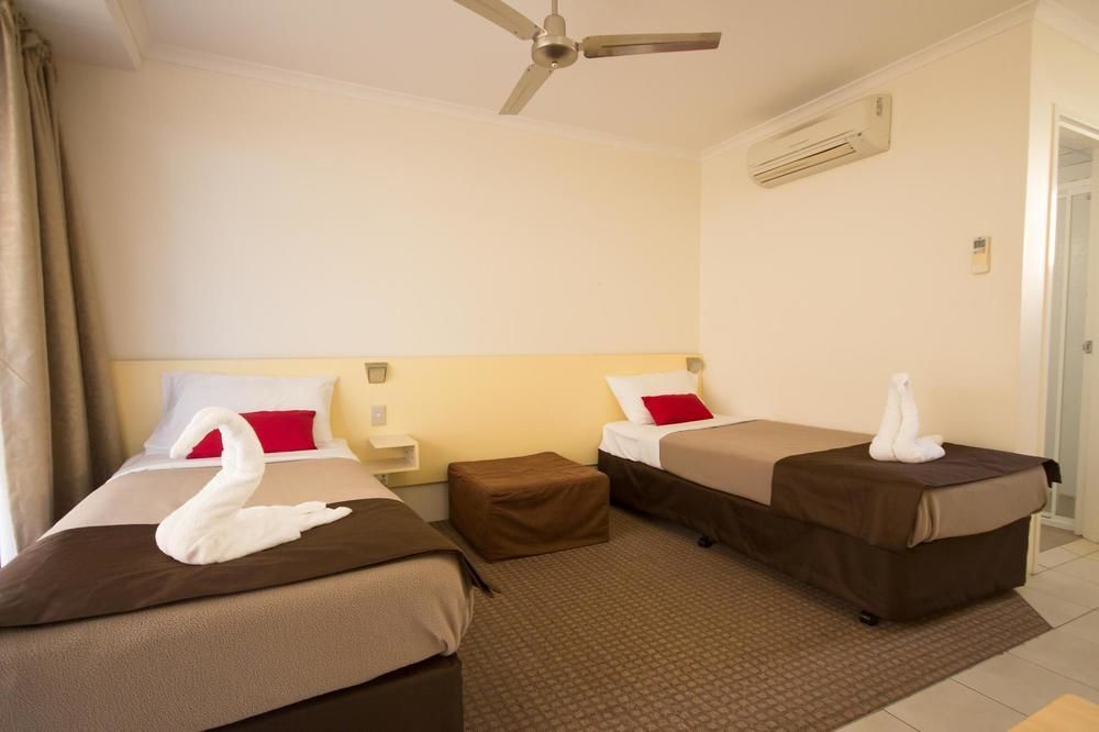 Surf Beach Motel Coffs Кофс-Харбор Экстерьер фото